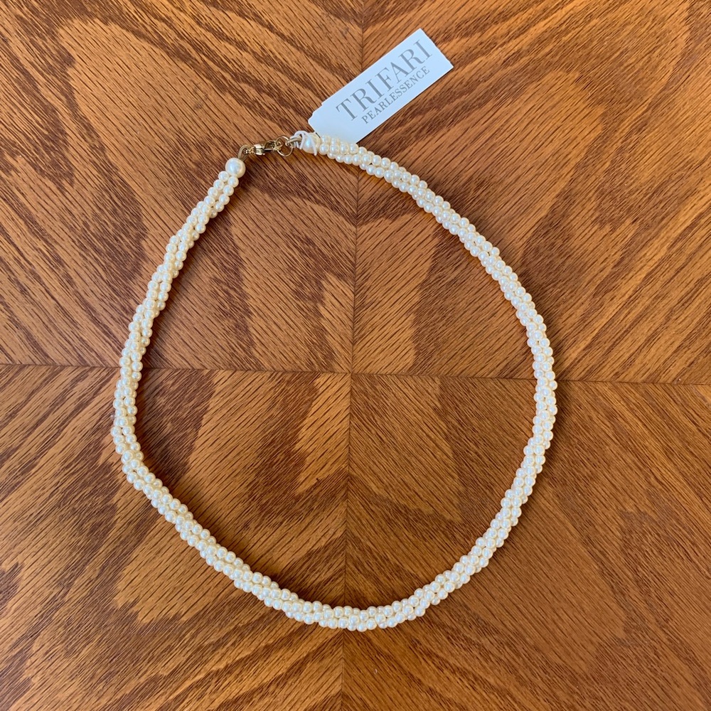 Trifari Pearlessence Necklace